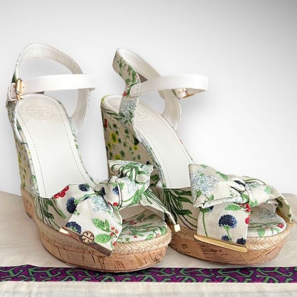 Tory Burch Penny 120MM Wedge in Watercolor Botanical Print / New Ivory Sz 7(M) - Picture 8 of 16